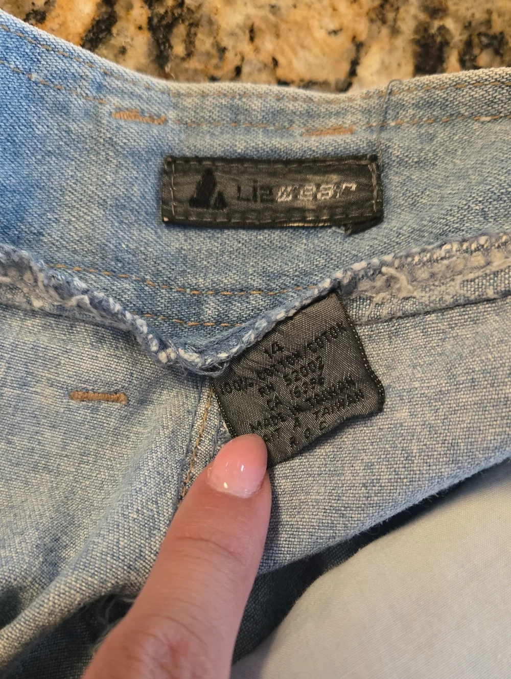 Liz Claiborne Vintage Denim Jorts Pleated Jean Shorts High Rise 90s Mom Size 14